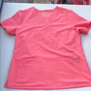 Figs Women's Coral Short Sleeve scrub Top